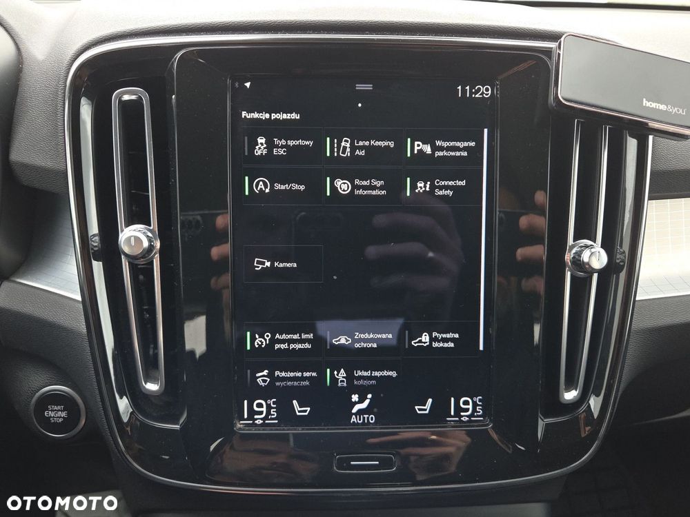 Volvo XC 40 T3 Momentum Pro - 18
