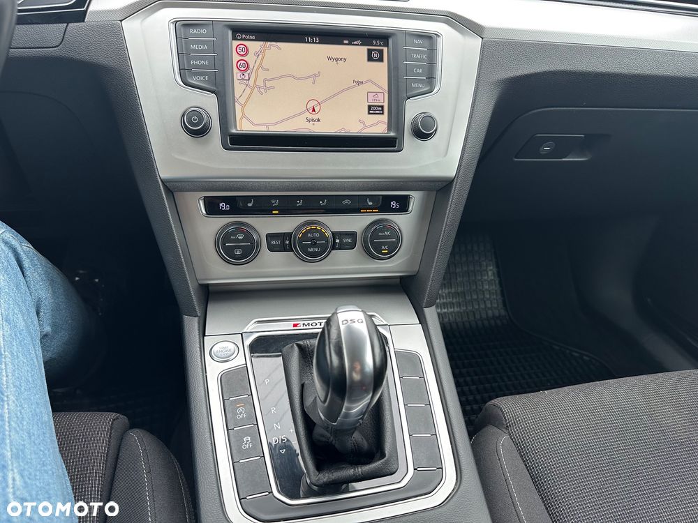 Volkswagen Passat 2.0 TDI SCR 4Mot DSG Highline - 14