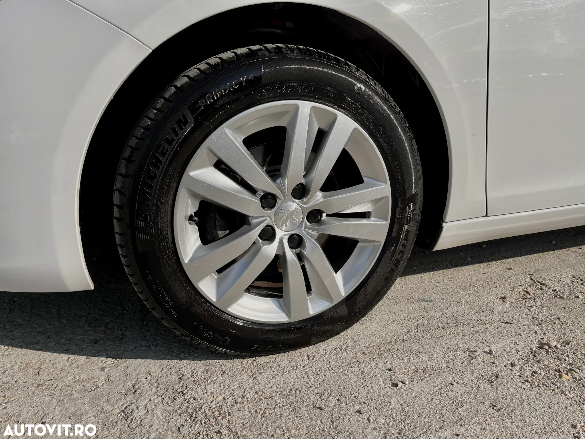 Peugeot 308 - 11