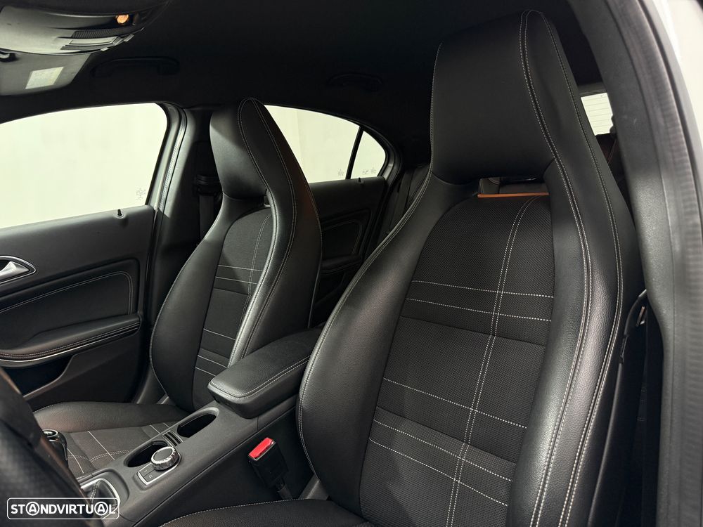 Mercedes-Benz A 180 d Urban - 12