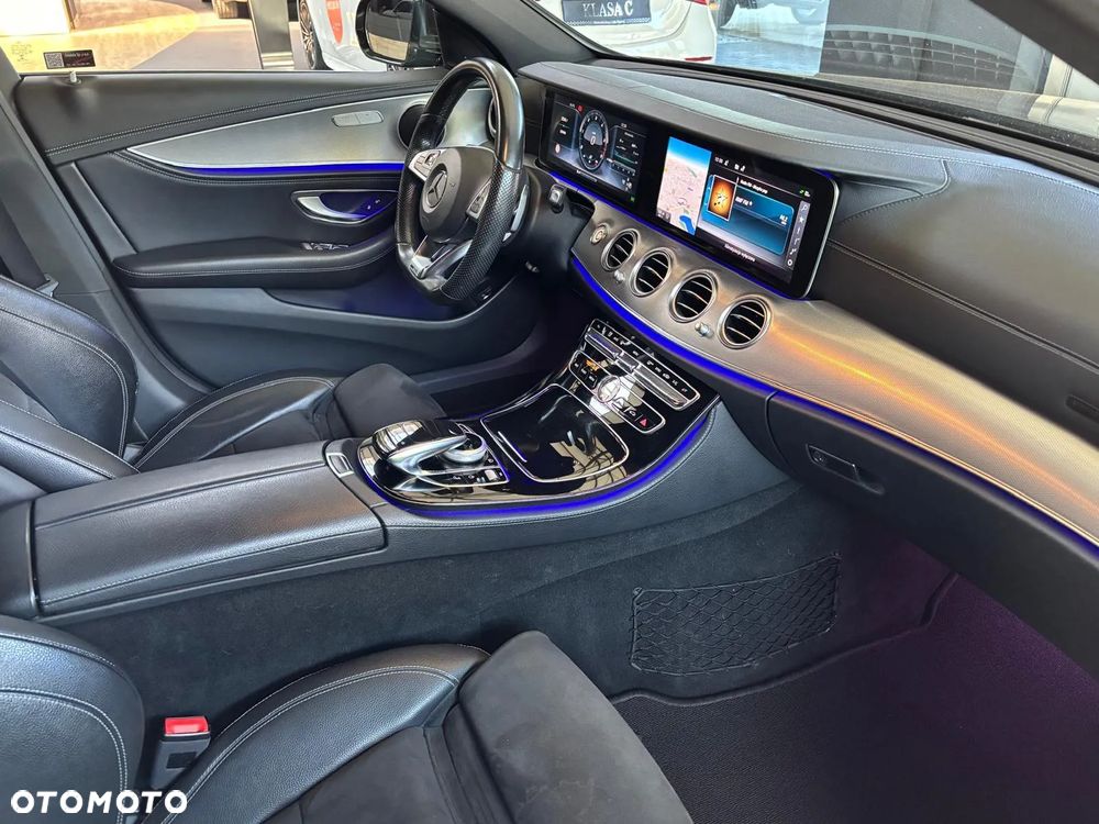 Mercedes-Benz Klasa E 220 d 4-Matic 9G-TRONIC - 9
