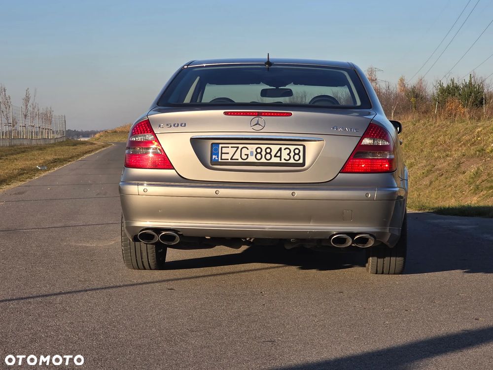 Mercedes-Benz Klasa E - 8