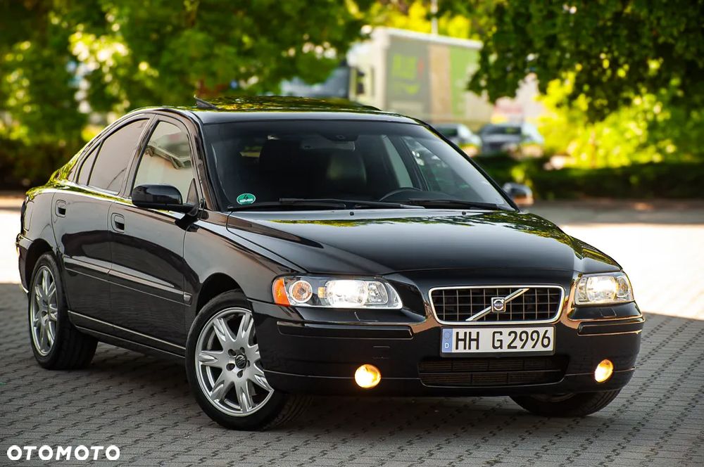 Volvo S60 2.4 Summum - 1