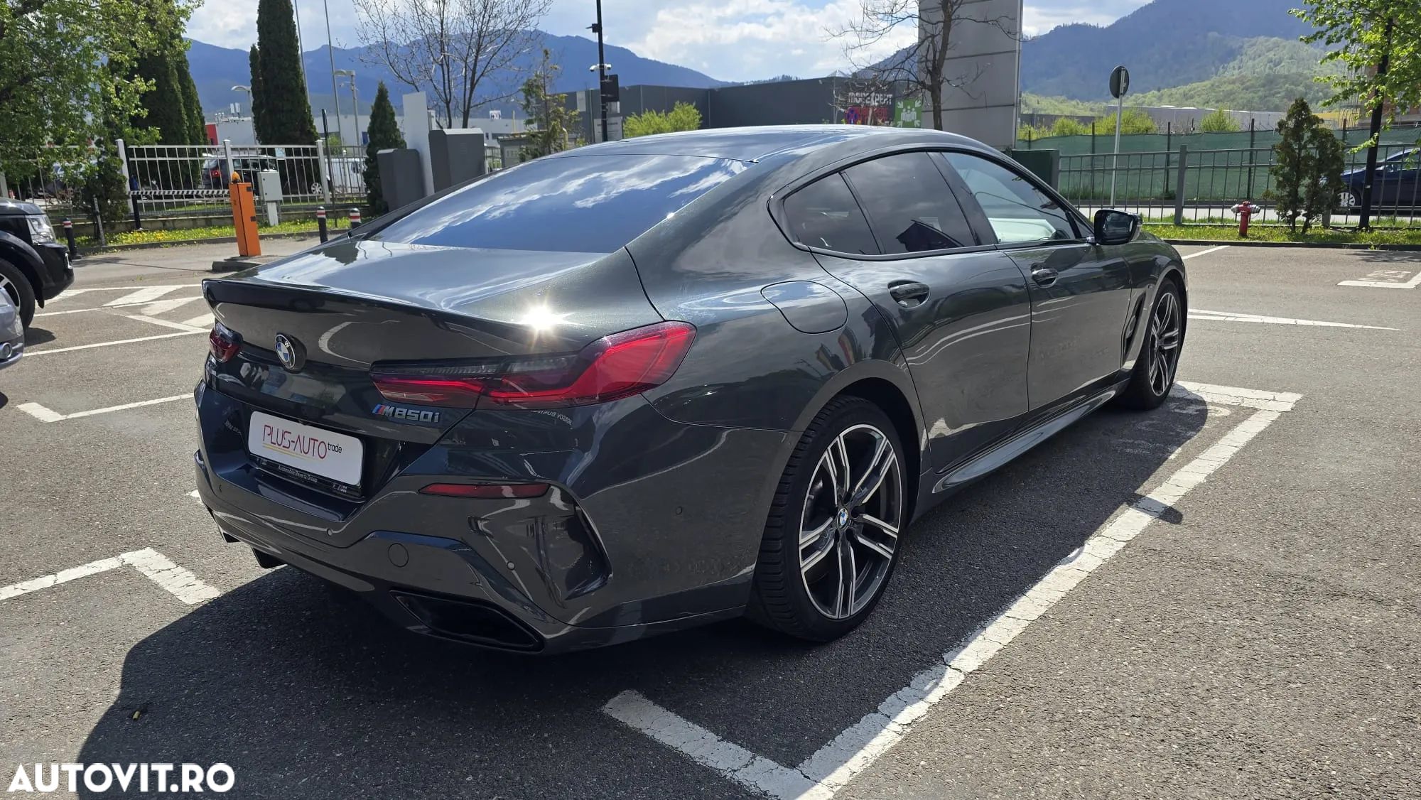 BMW M8 M850i xDrive AT - 7