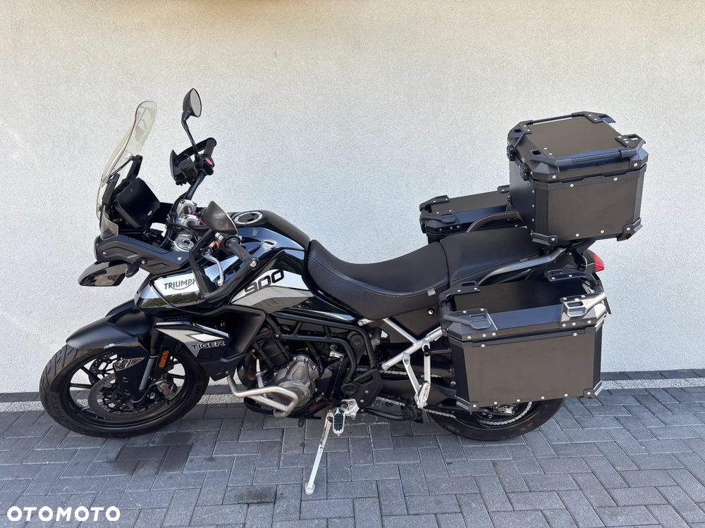 Triumph Tiger - 1