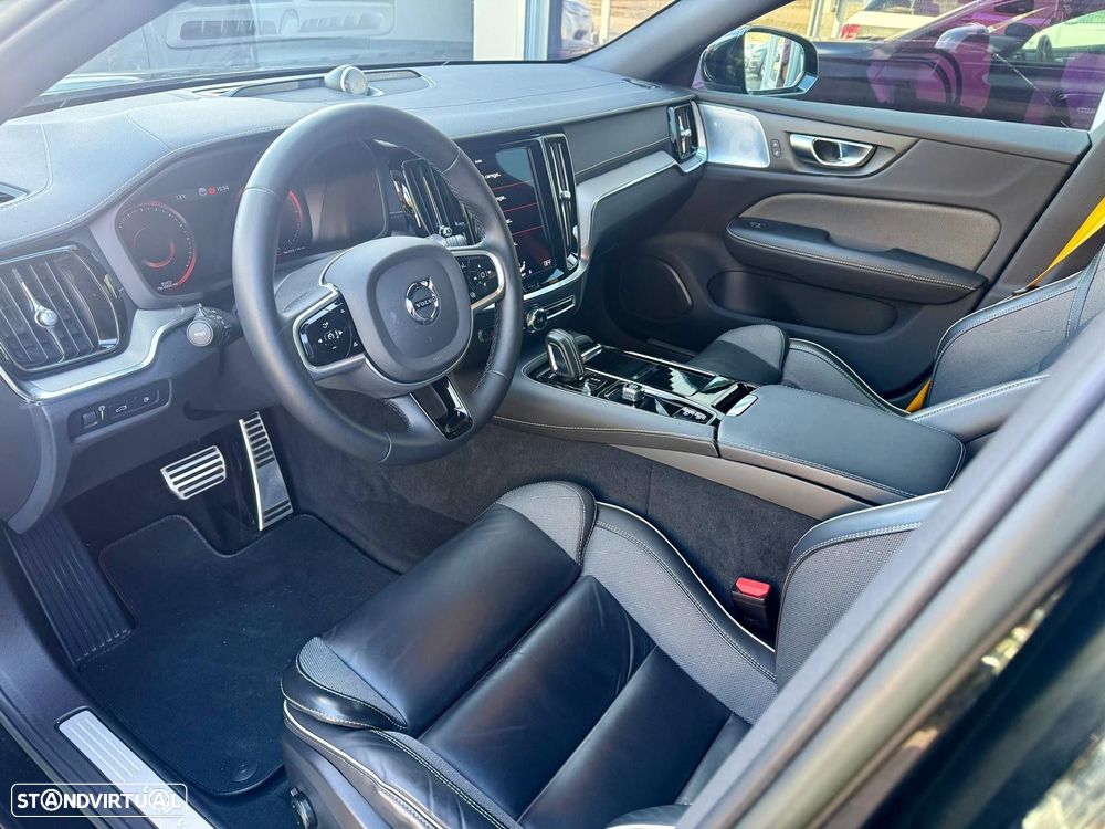 Volvo V60 2.0 T8 AWD TE Polestar Engineered - 10