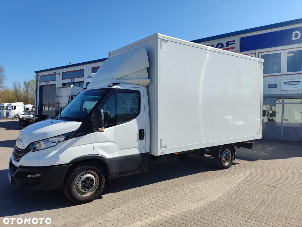 Iveco Daily 35s14 kontener meblowy - 8