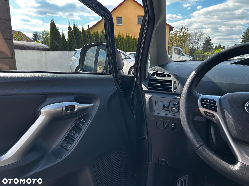 Toyota Verso 1.8 5-Sitzer Skyview Edition - 16