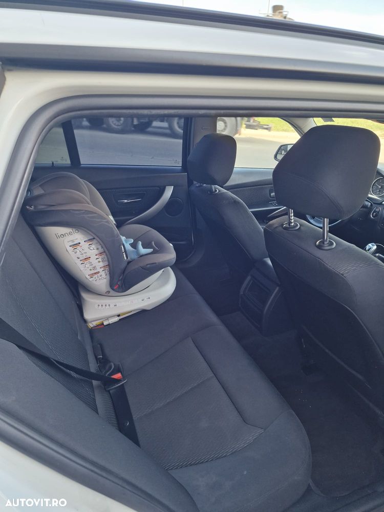 BMW Seria 3 320d Aut. - 9