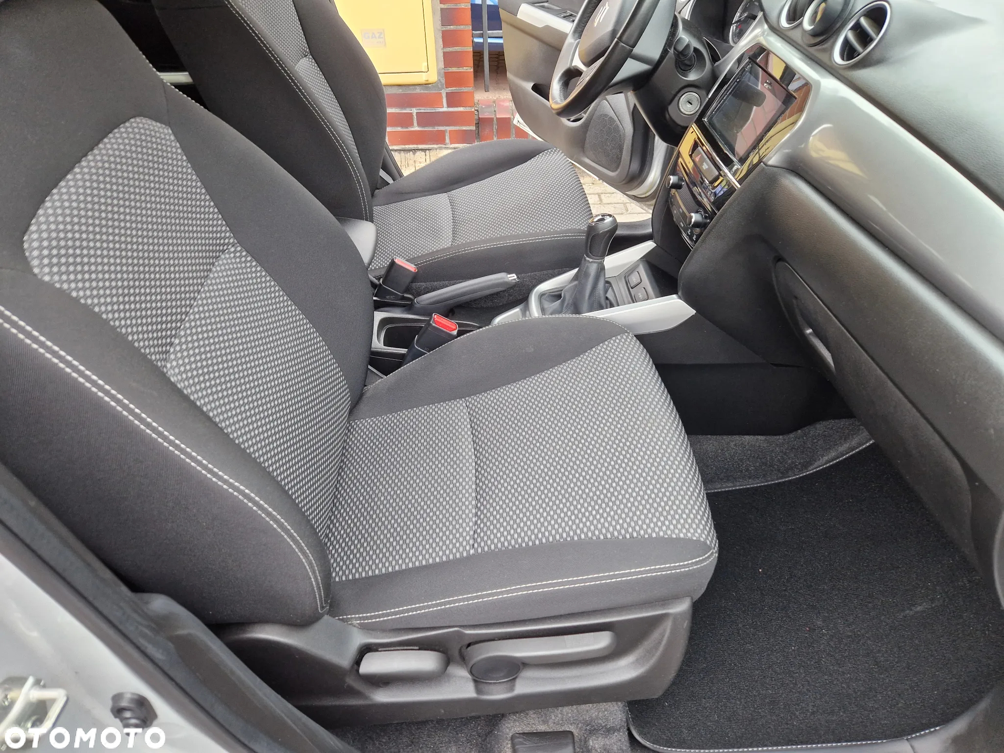 Suzuki Vitara 1.6 Premium 2WD - 16