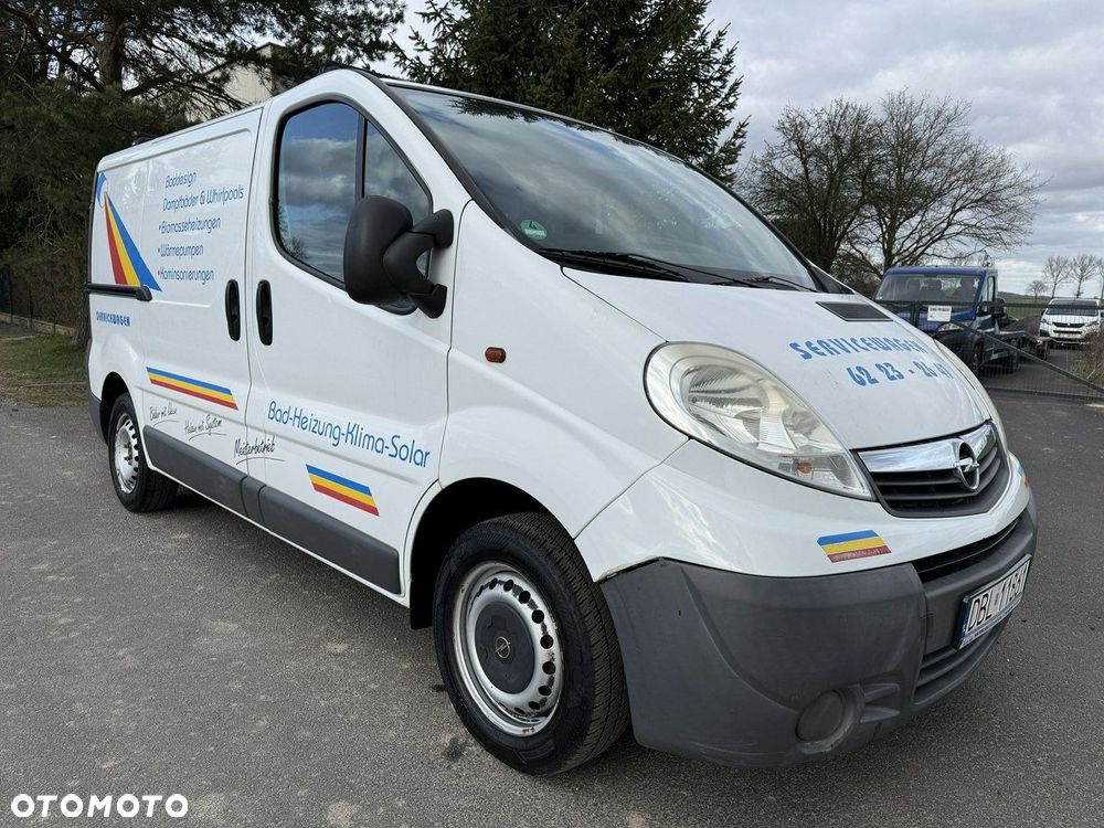 Opel Vivaro - 25