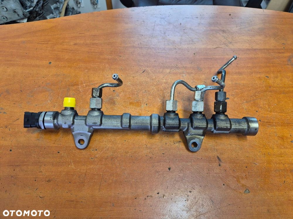 LISTWA WTRYSKOWA FIAT DOBLO OPEL COMBO 1.3 CDTI JTD 55234437 0445214217 - 1