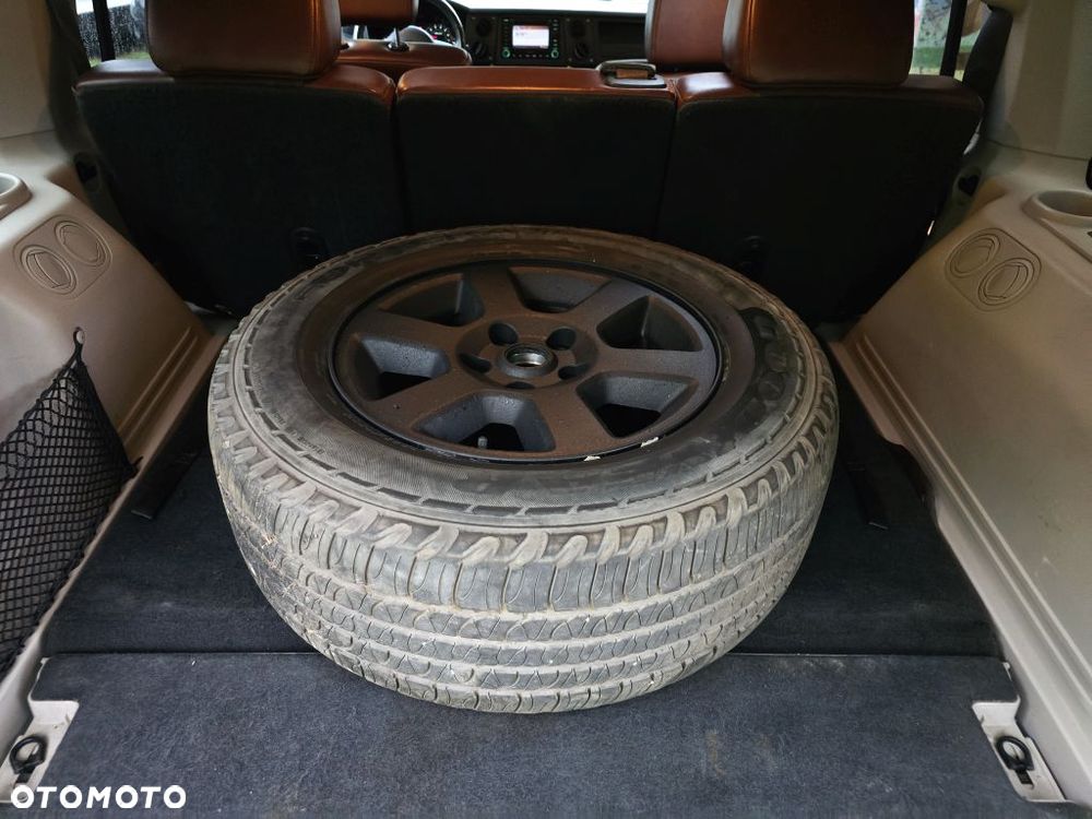 Jeep Commander 5.7 V8 HEMI Automatik Limited - 8