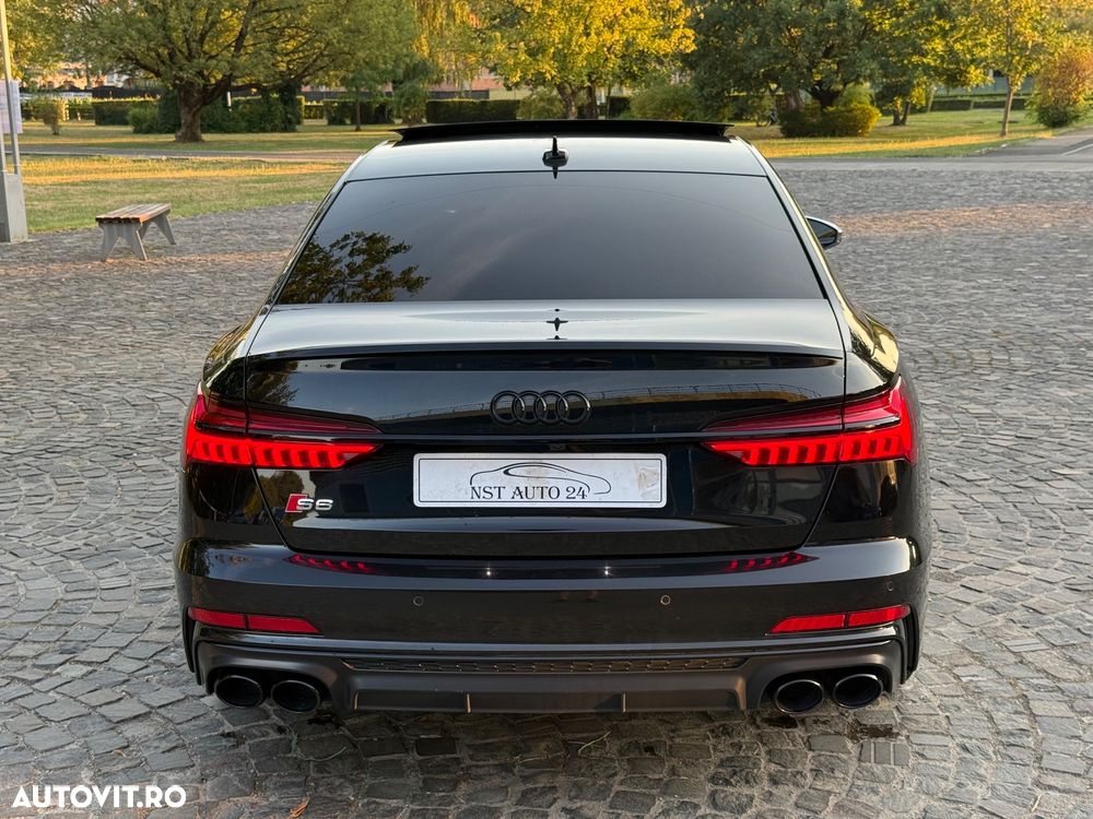Audi S6 - 35