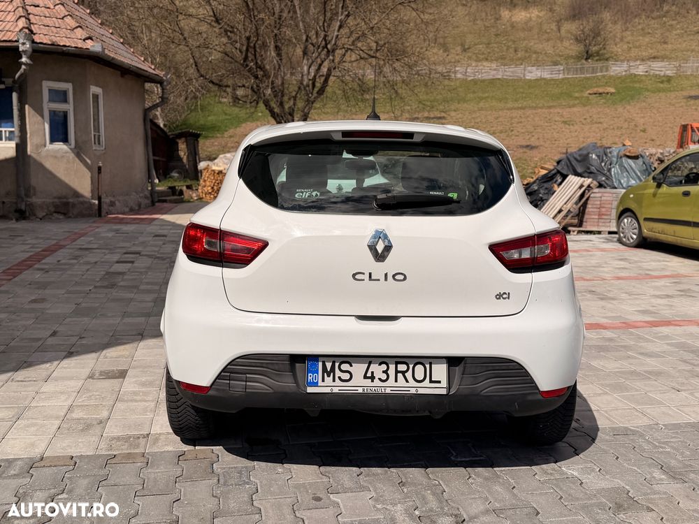Renault Clio 1.5 dCi 90 Authentique - 5