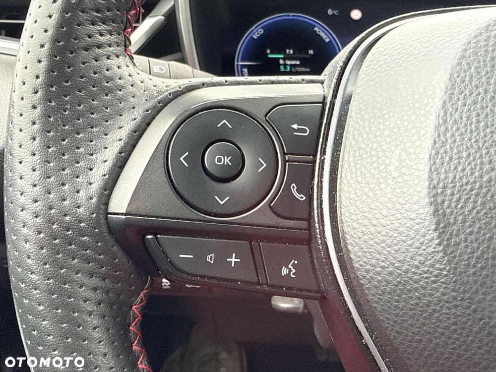 Toyota Corolla 2.0 Hybrid GR Sport Dynamic - 17