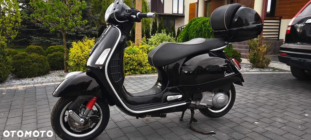 Vespa GTS - 1