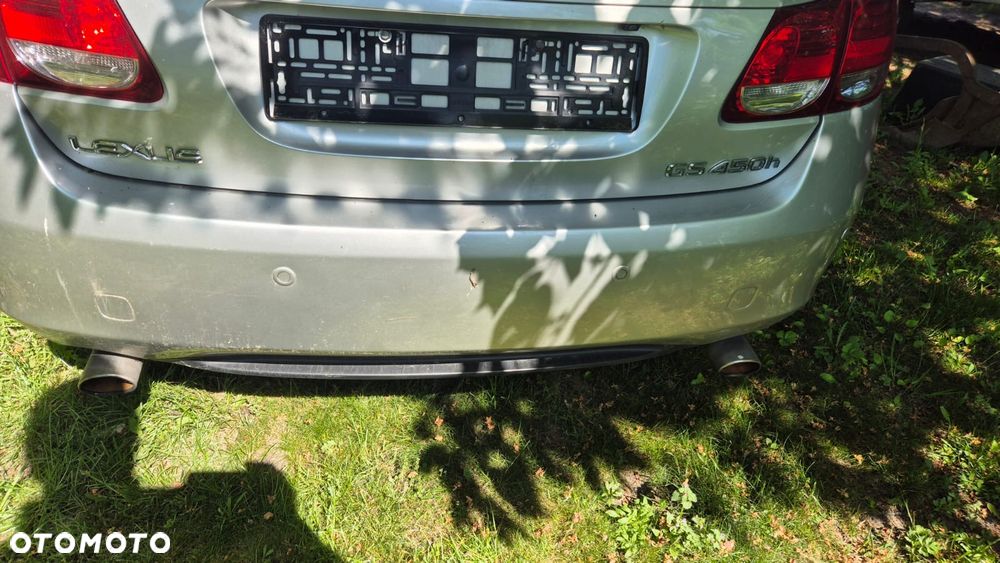 Zderzak tylny Lexus GS450h 04-11r.