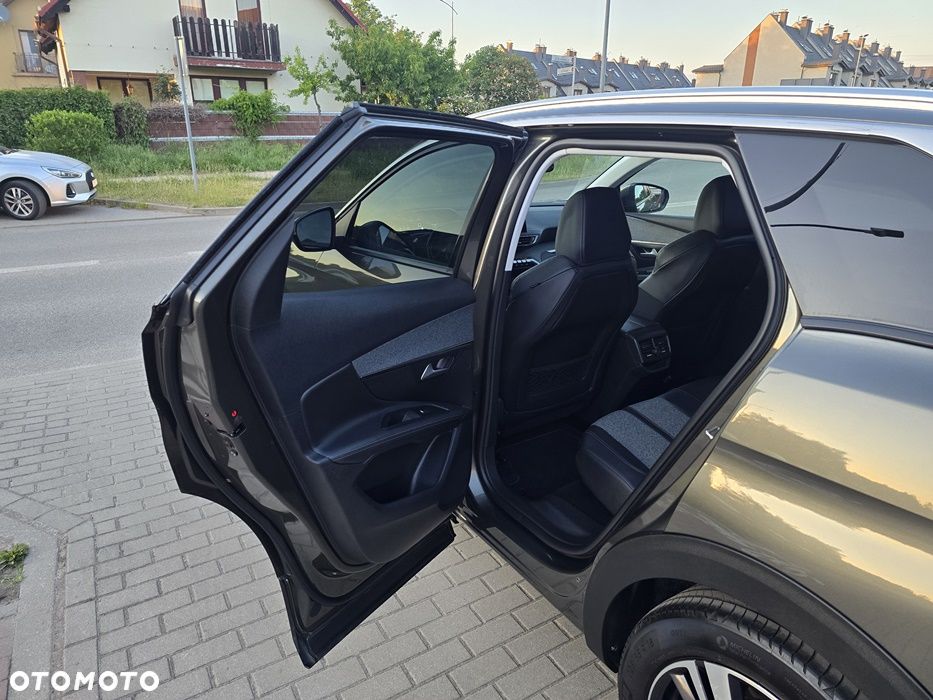 Peugeot 3008 BlueHDi 120 Stop & Start EAT6 Allure - 32