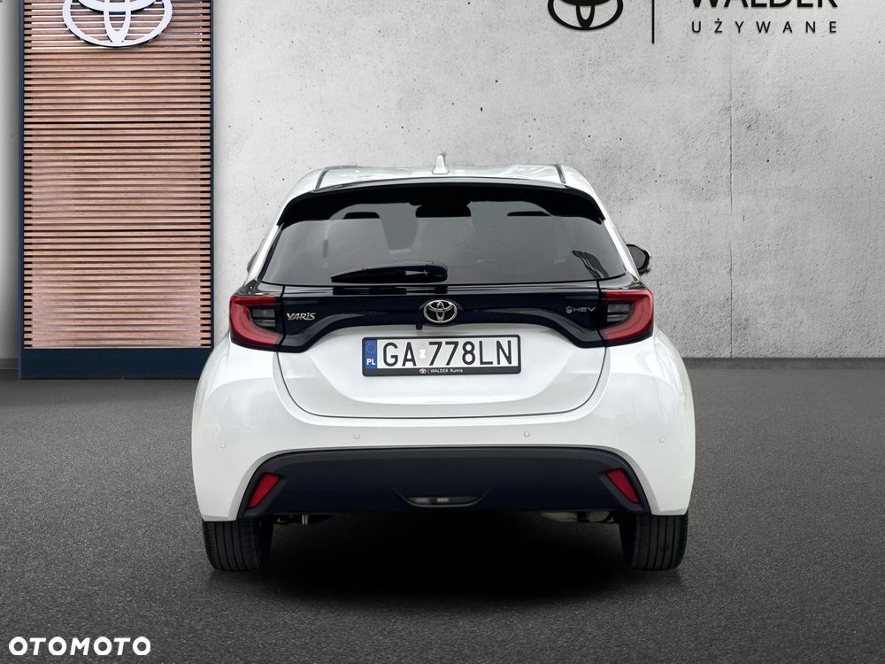 Toyota Yaris Hybrid 1.5 Style - 6