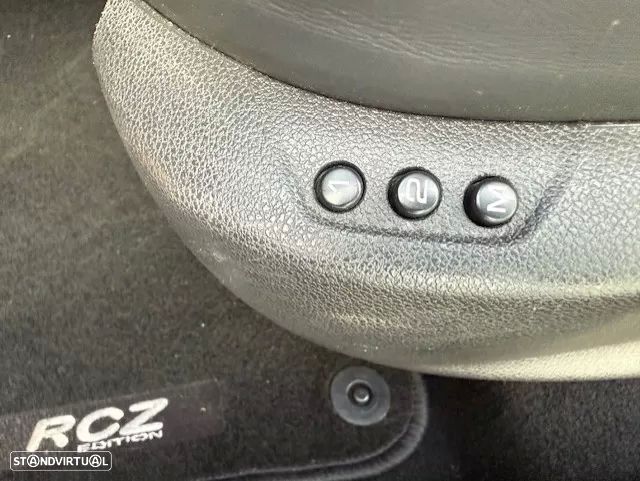 Peugeot RCZ 1.6 200 THP - 30