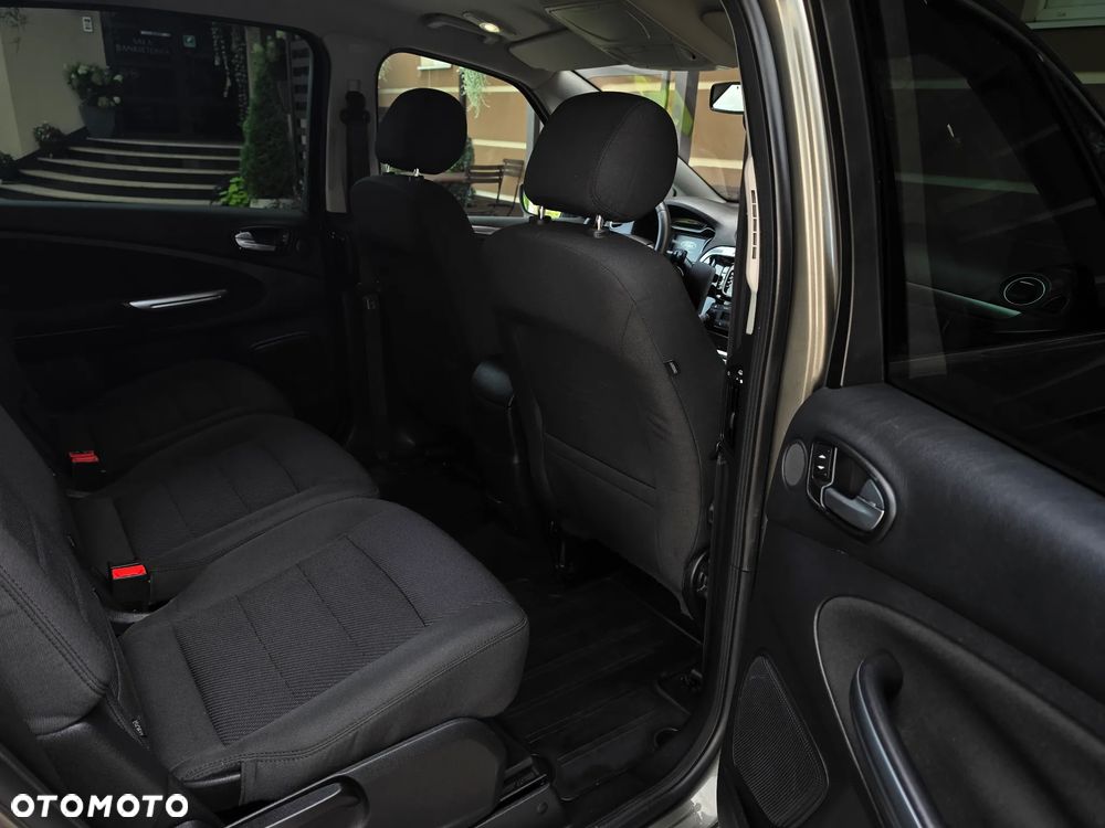 Ford S-Max 2.0 TDCi Titanium - 39
