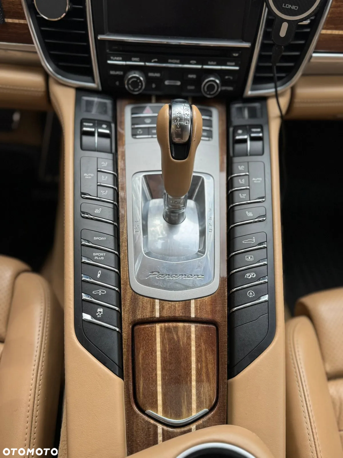 Porsche Panamera Turbo - 12
