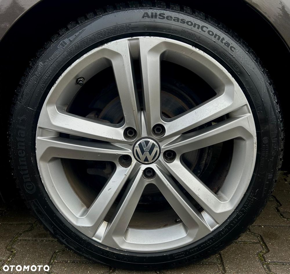 Volkswagen Passat 2.0 TDI DSG BlueMotion Technology Highline - 18