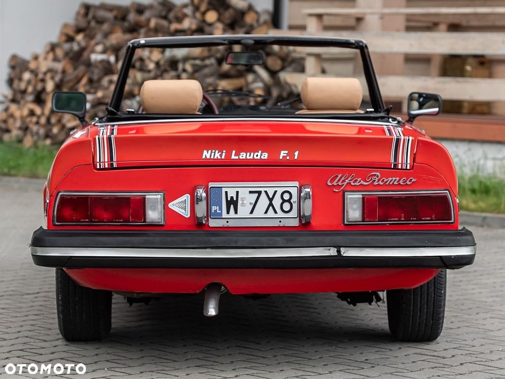 Alfa Romeo Spider - 7