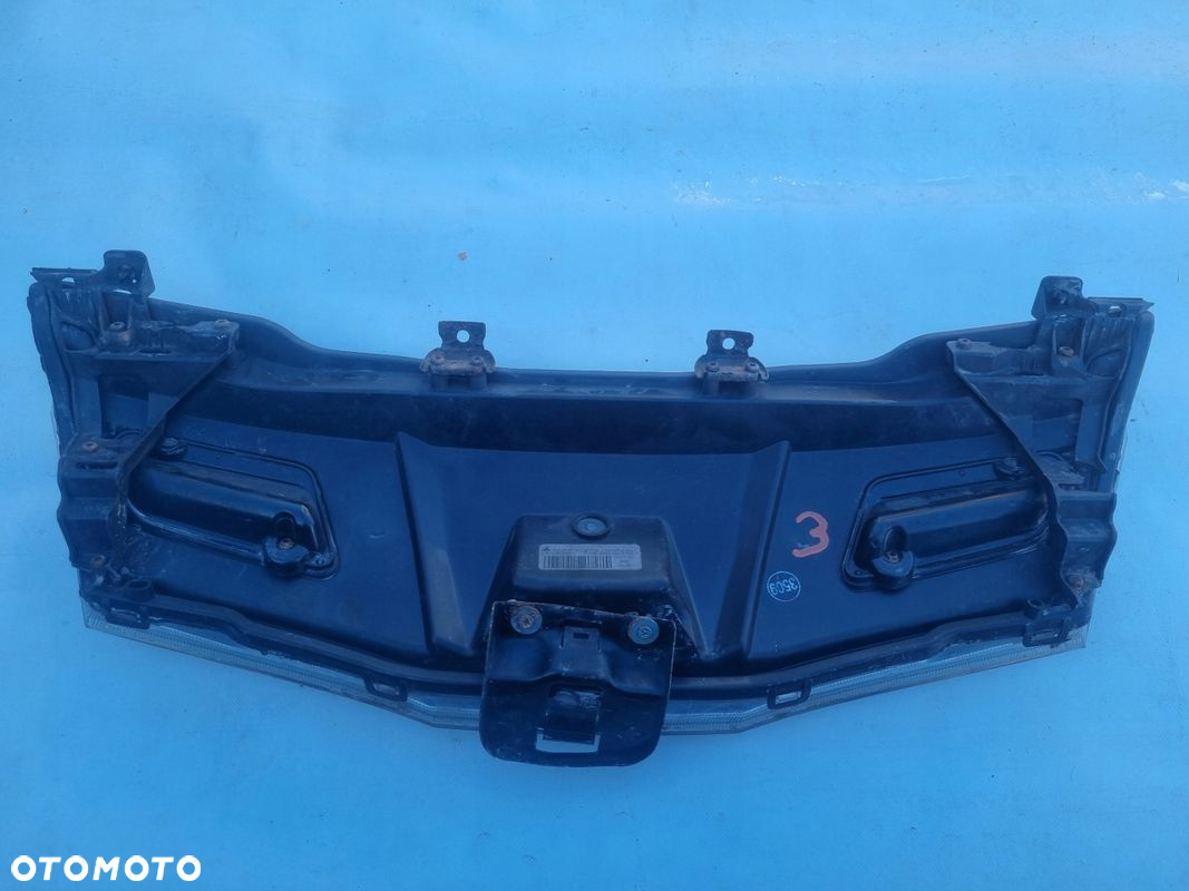 Honda Civic 8 VIII akwarium UFO LIFT znaczek atrapa grill przód + mocowanie - 2