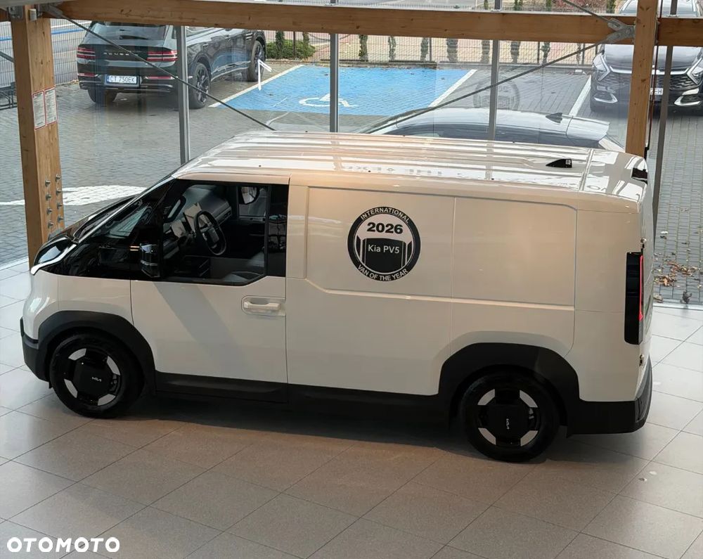 Kia PV5 - 4