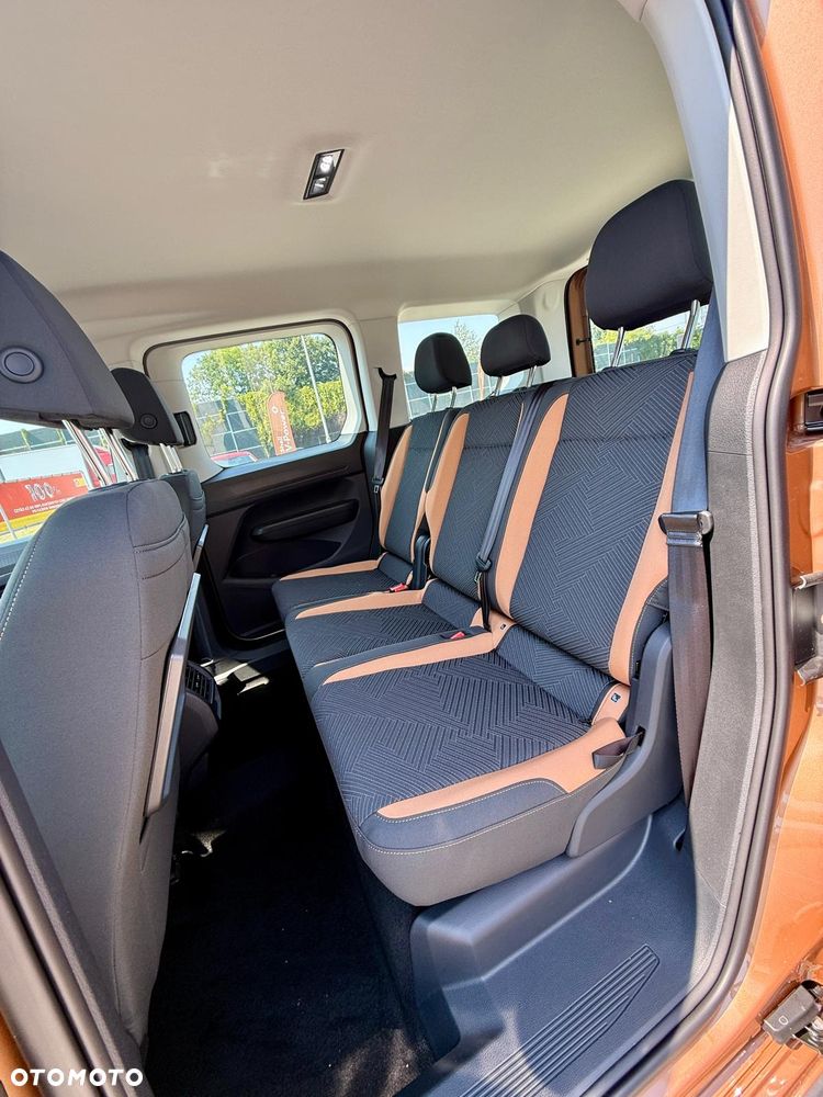 Volkswagen Caddy 1.5 TSI PanAmericana DSG - 29