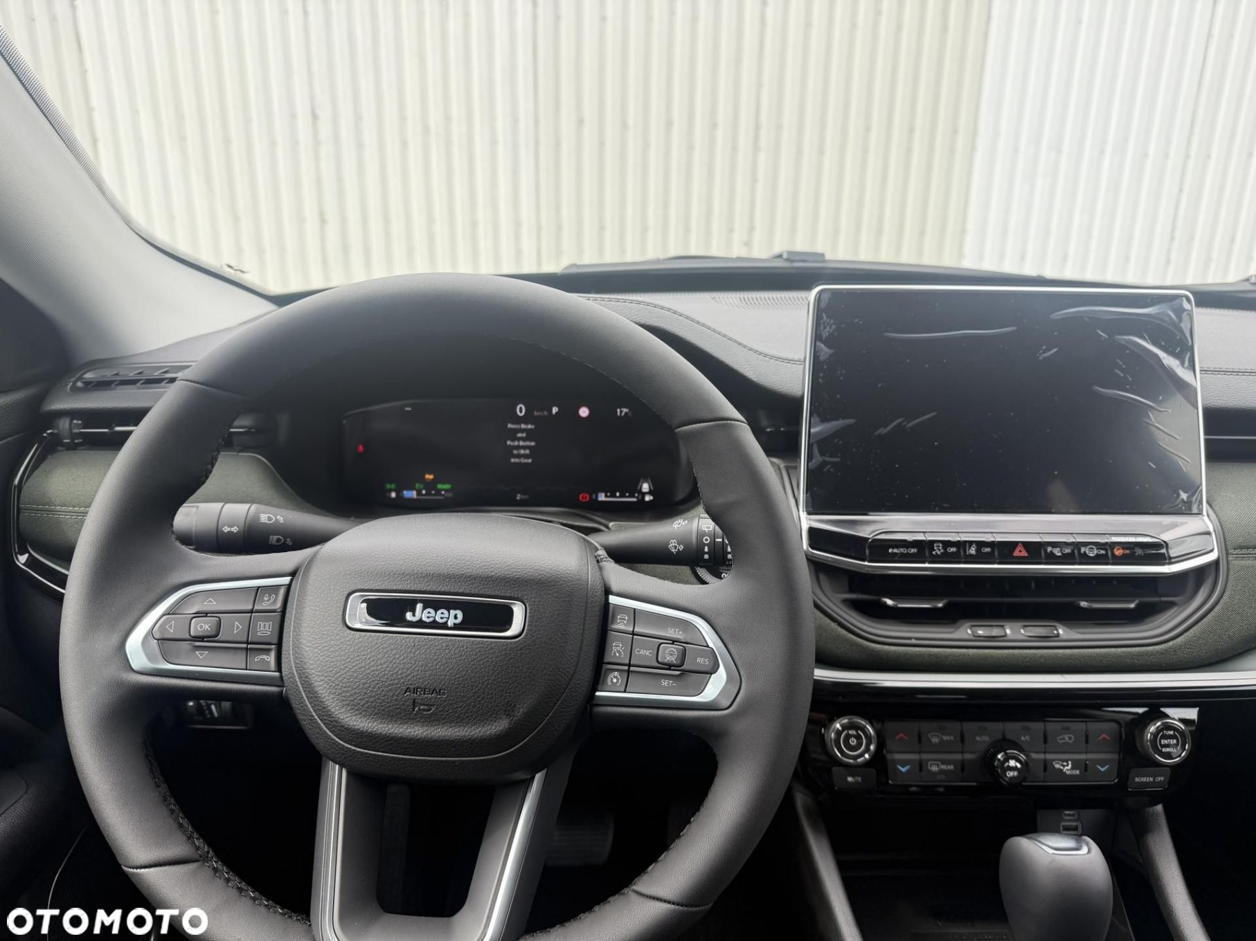 Jeep Compass - 14