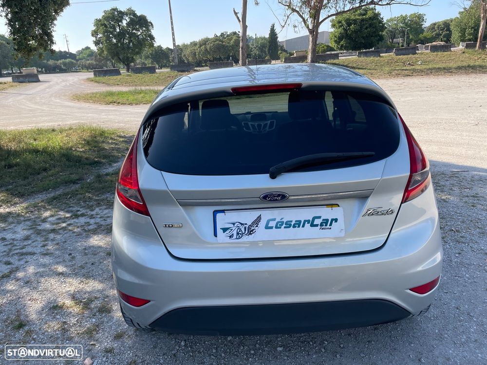 Ford Fiesta 1.4 TDCI Titanium - 15