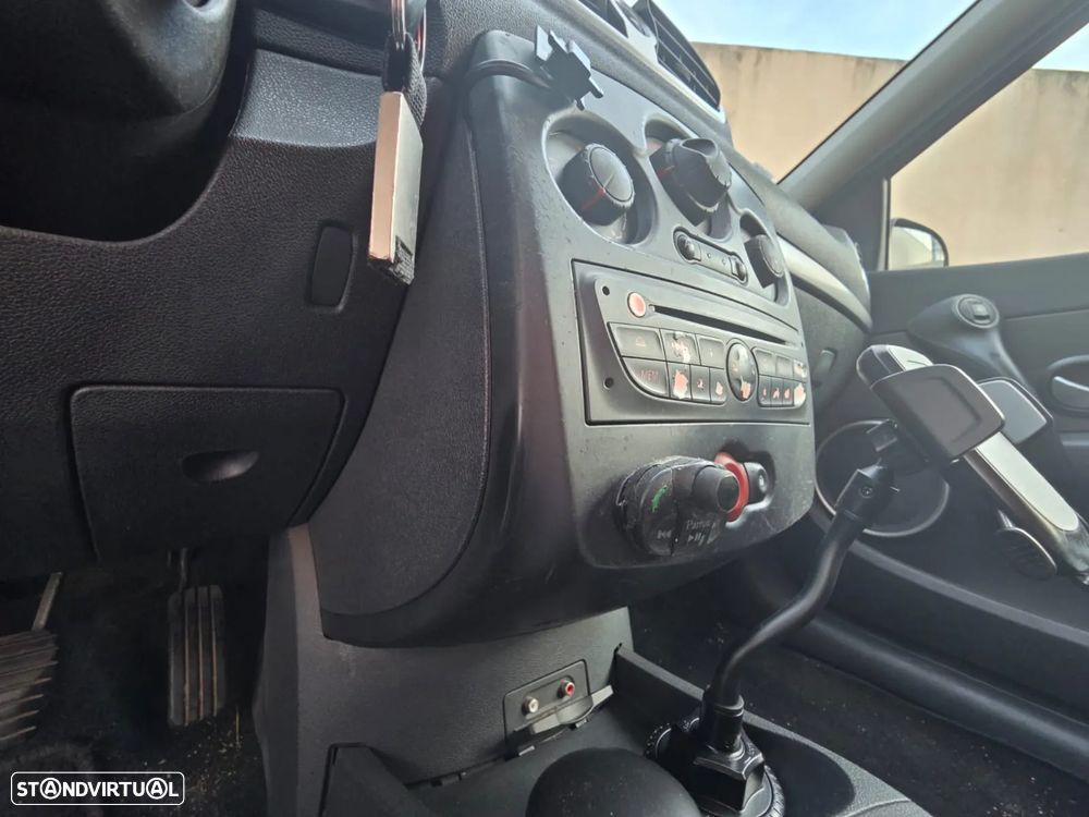 Renault Clio 1.5 dCi Confort - 3