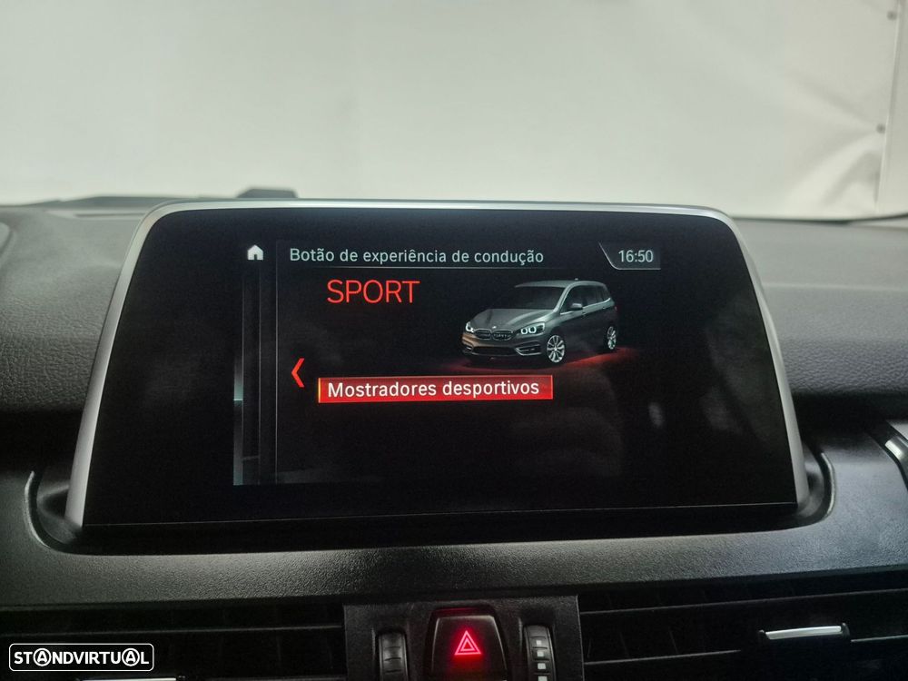 BMW 216 Gran Tourer i 7L Line Luxury - 18