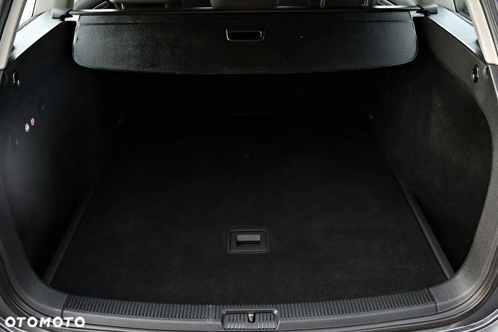 Volkswagen Golf - 39