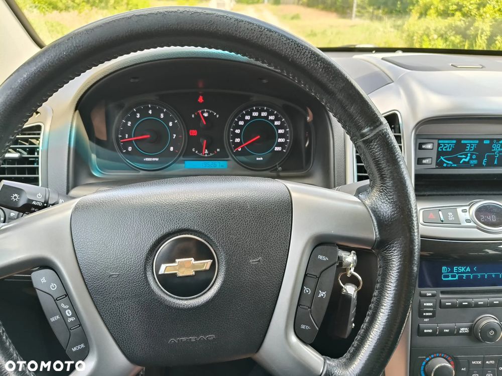 Chevrolet Captiva - 12