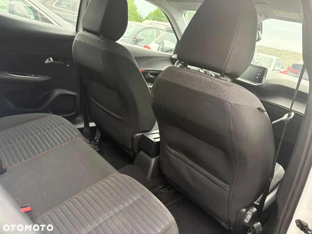 Peugeot 2008 BlueHDi 110 Active - 17