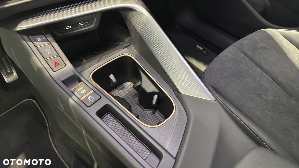 Cupra Terramar 1.5 eTSI mHEV DSG - 14