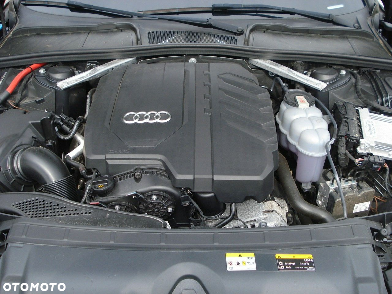 Audi A4 Avant 40 TFSI S tronic - 22
