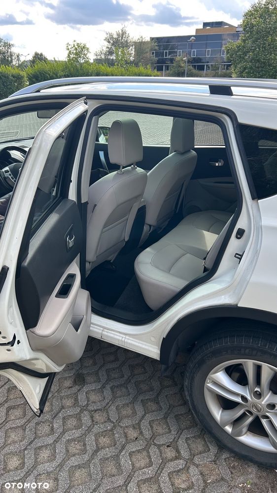 Nissan Qashqai 1.6 DCi 4x4 Tekna - 21