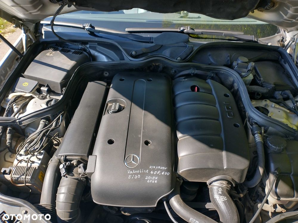 Mercedes-Benz Klasa E - 8