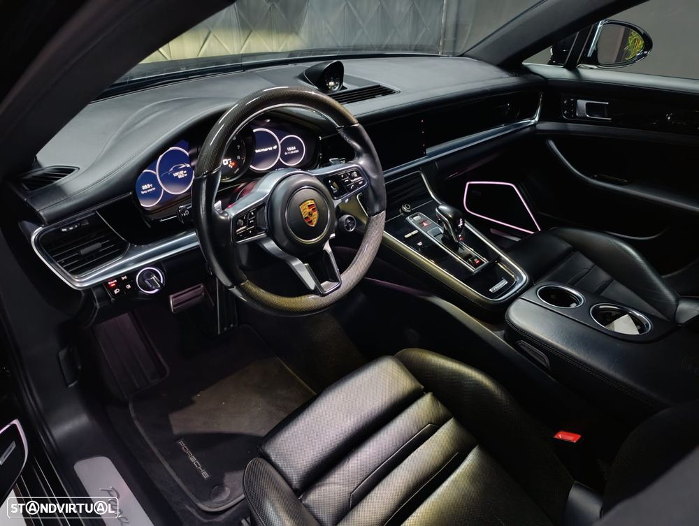 Porsche Panamera Sport Turismo - 5