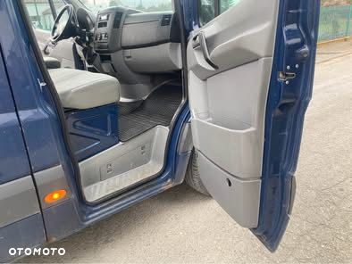 Volkswagen Crafter - 11