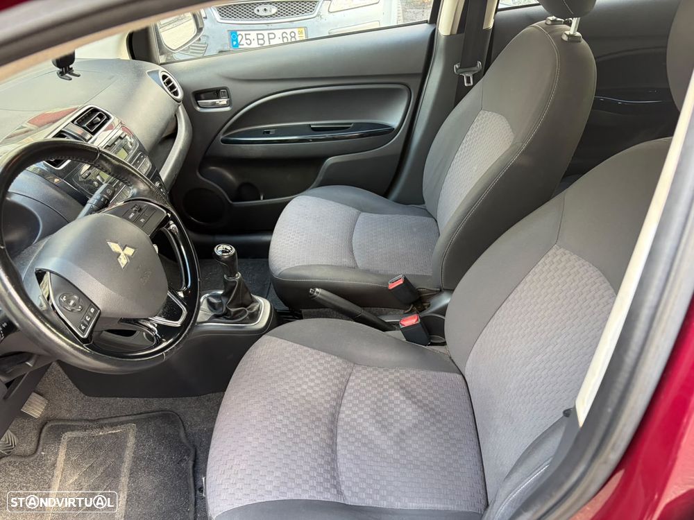 Mitsubishi Space Star 1.2 Intense - 3