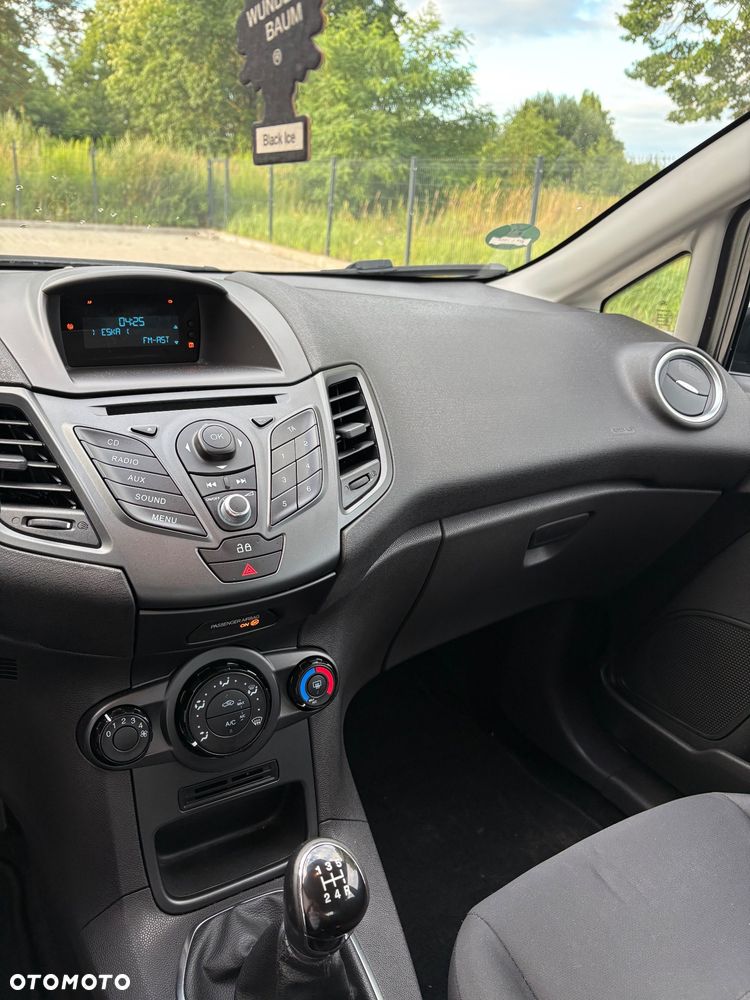 Ford Fiesta 1.25 SYNC Edition - 11