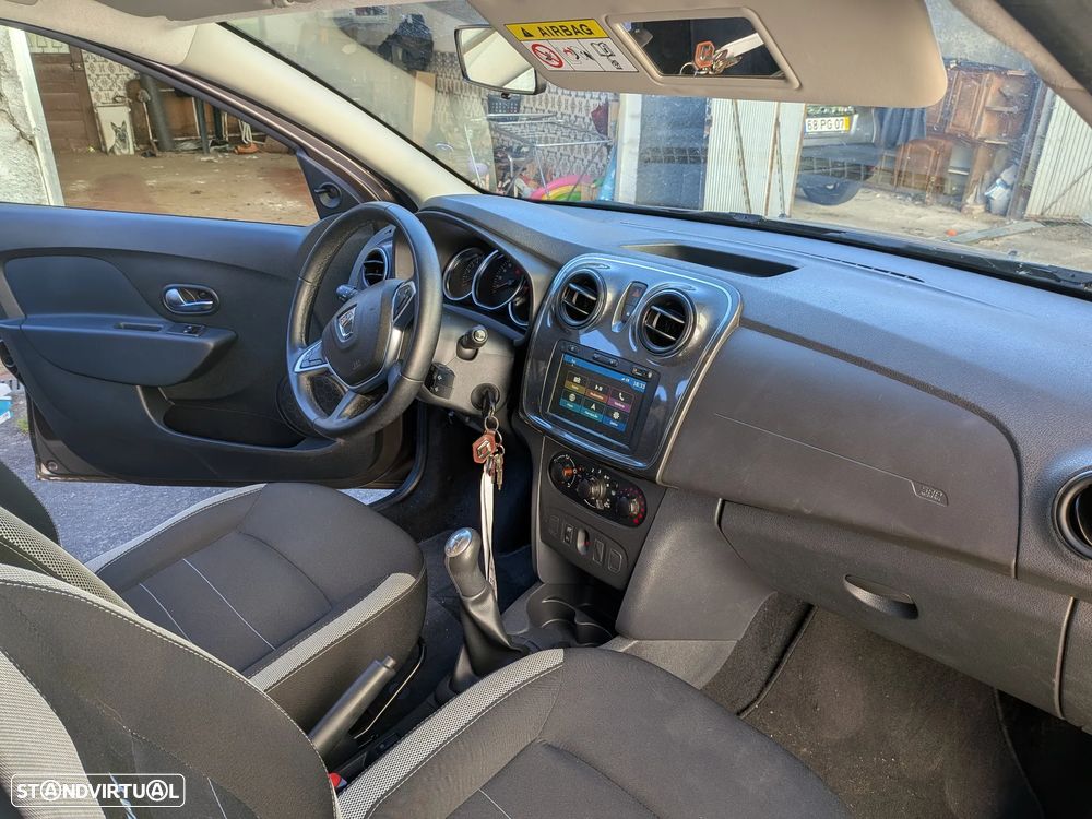 Dacia Sandero Stepway SCe 75 Essential - 23