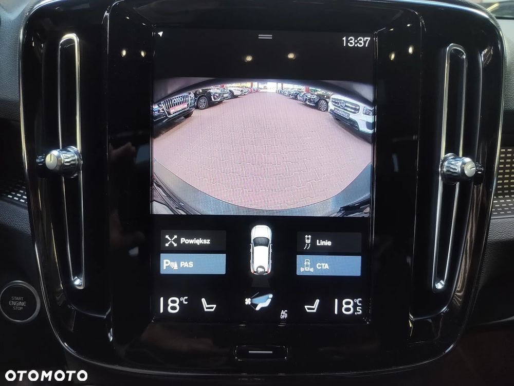 Volvo XC 40 D3 R-Design - 30
