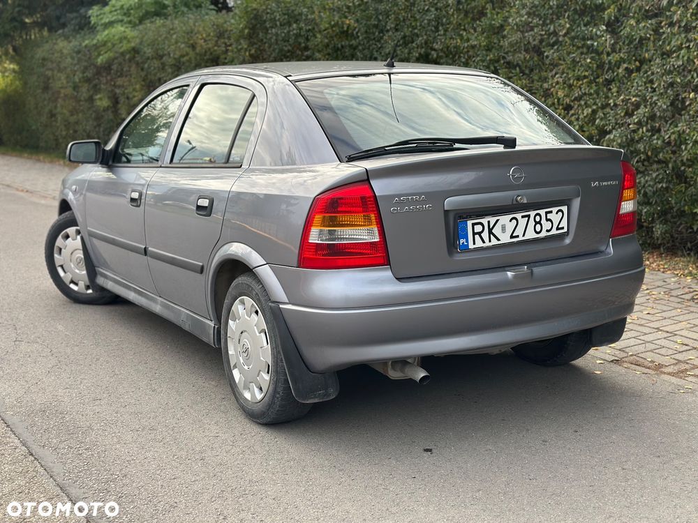 Opel Astra 2008